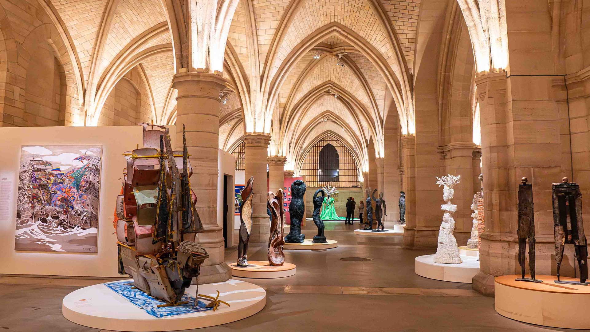 Exposition à Paris : la Conciergerie dévoile exceptionnellement plus de 100 œuvres d’art contemporain du Bénin