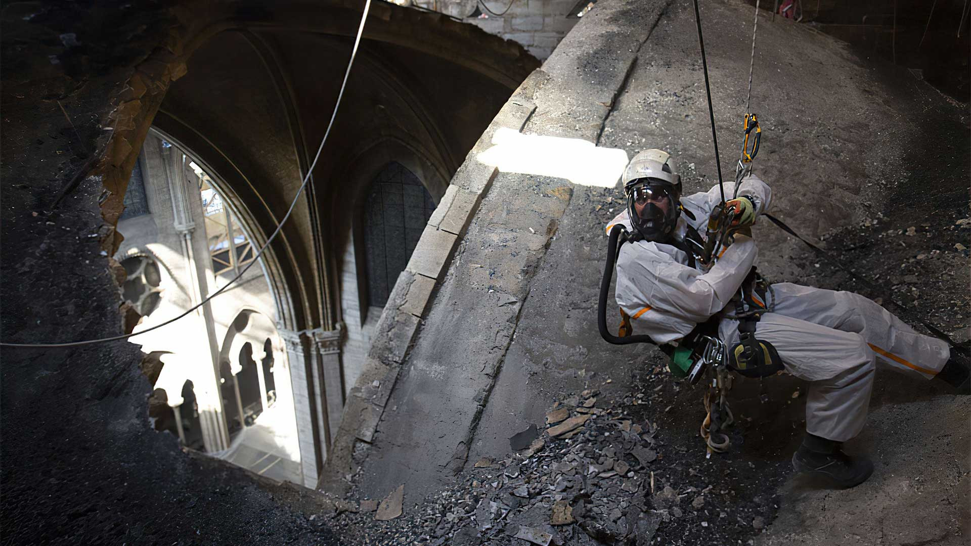 ​​​​​​​Notre-Dame de Paris, l’histoire du « chantier du siècle » 2/5 : la cathédrale enfin sécurisée