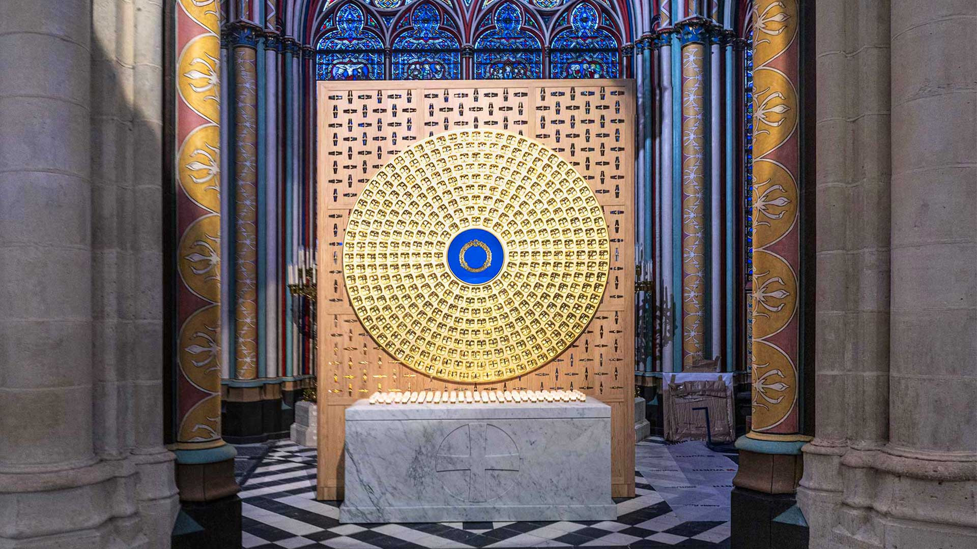 Réouverture de Notre-Dame de Paris : quelles créations contemporaines pourra-t-on voir dans la cathédrale ?