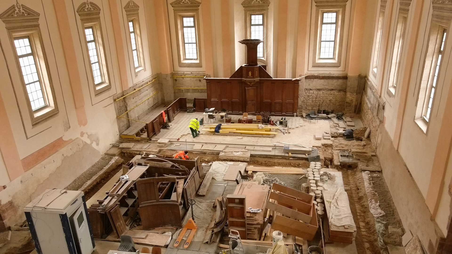 Archéologie : Une église médiévale et plusieurs tombes découvertes sous le plus vieux temple de France à Montbéliard