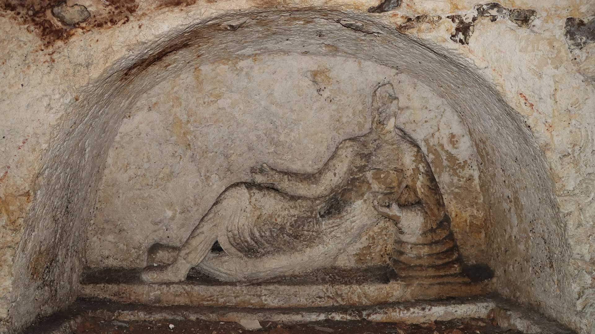 Archéologie : Une tombe rupestre vieille de 2300 ans découverte par hasard dans une maison en Turquie