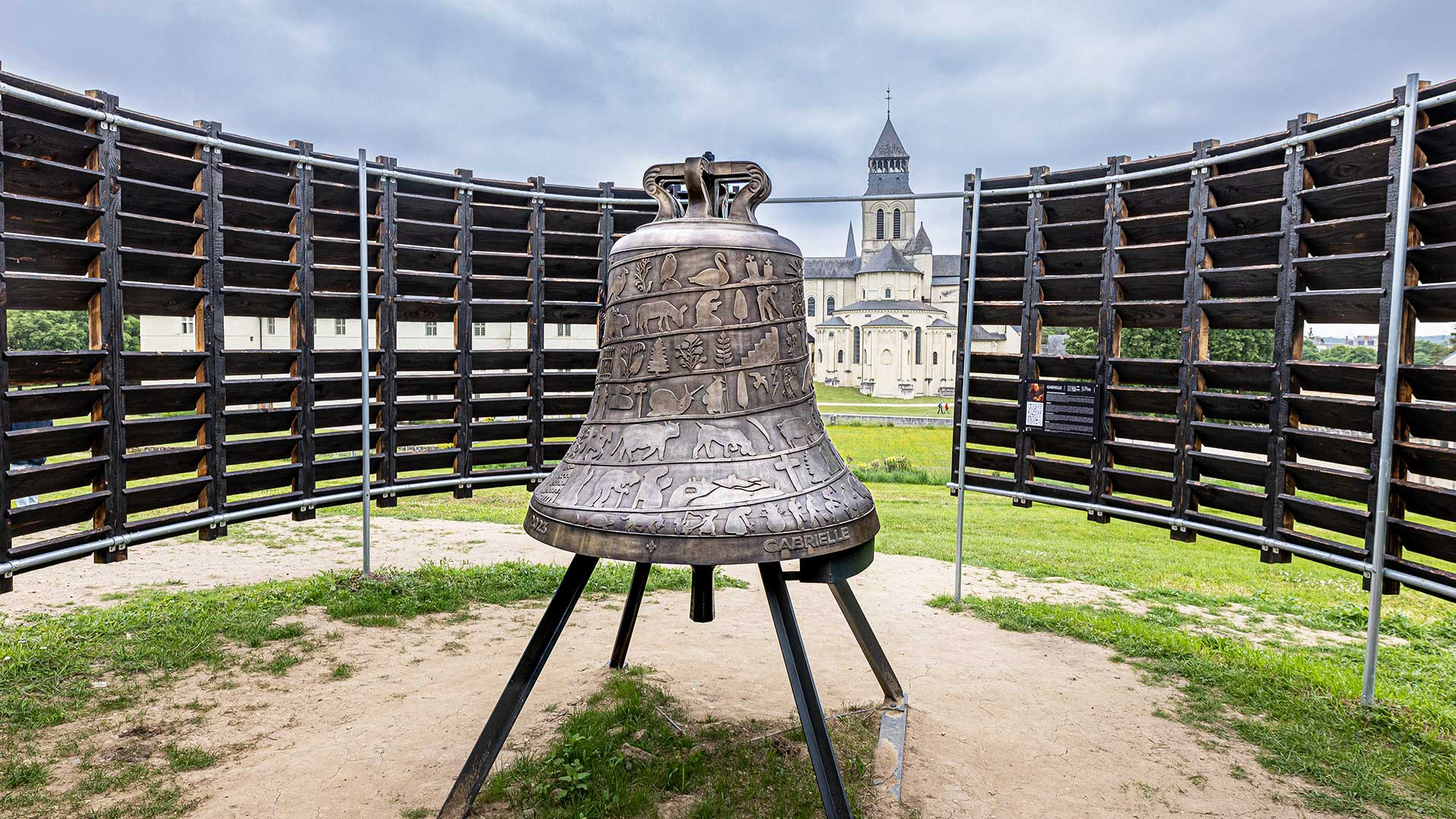 Les secrets de fabrication de la dernière cloche monumentale créée pour l’abbaye royale de Fontevraud