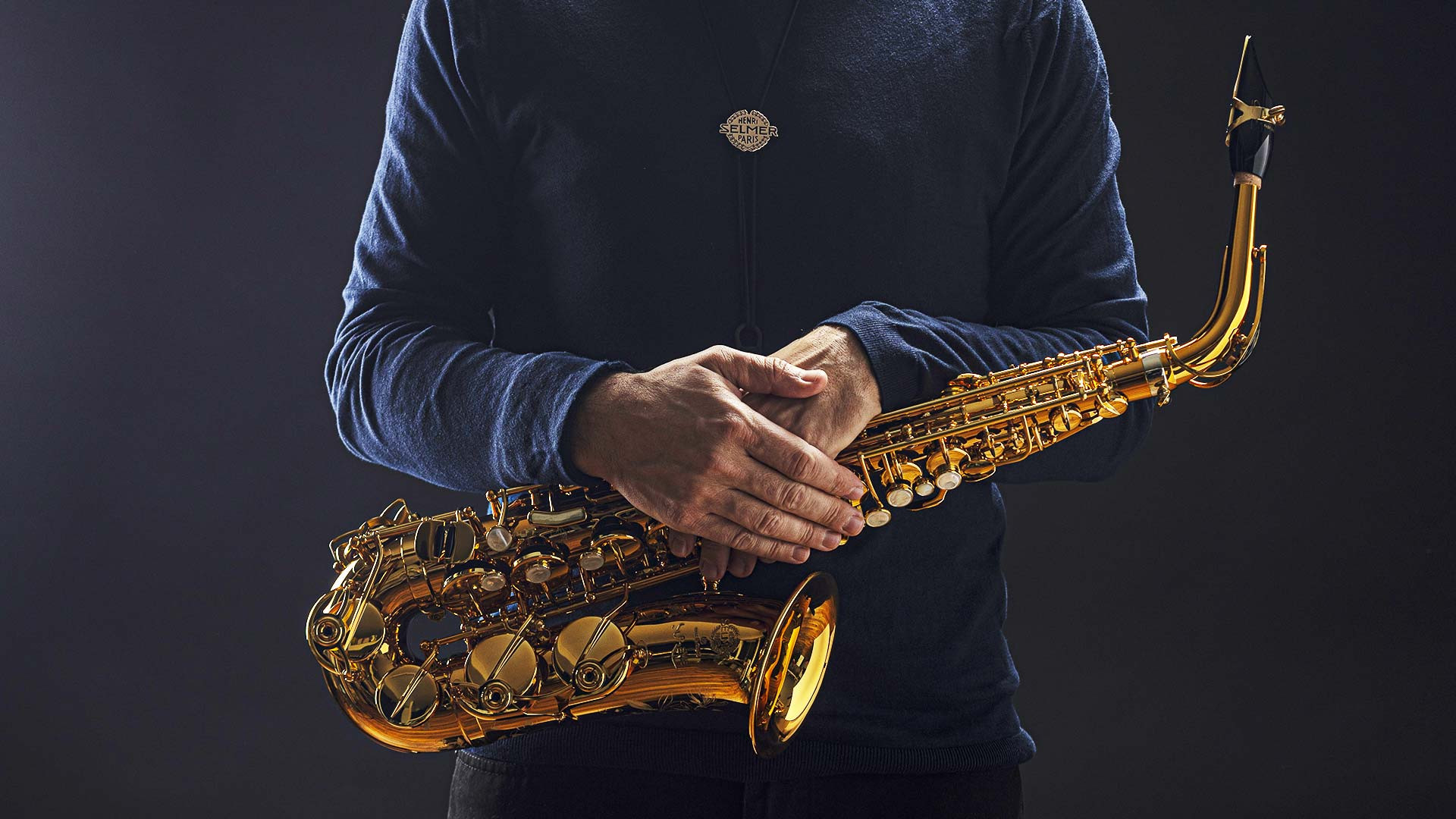 Secrets d’atelier : depuis 140 ans, une manufacture française crée les plus beaux saxophones du monde