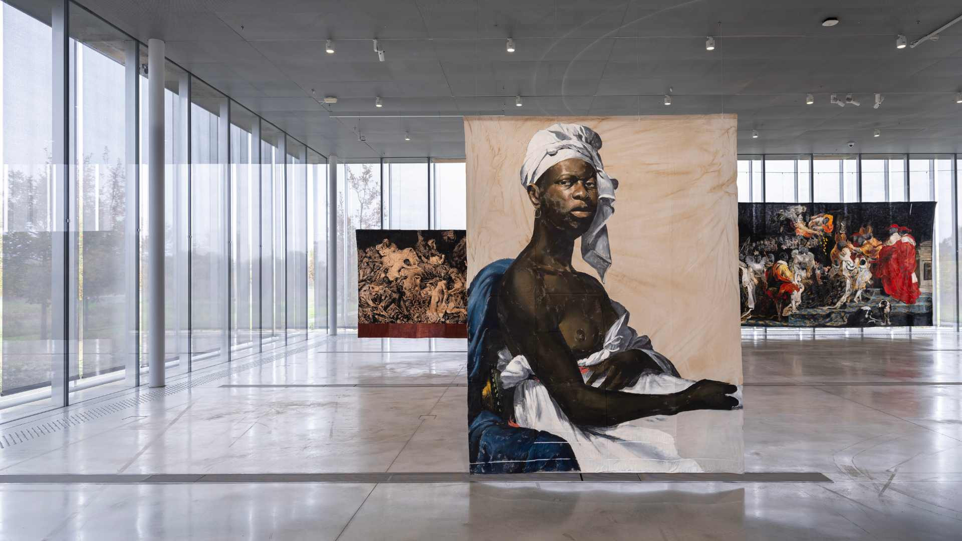 Au Louvre-Lens, l’artiste Roméo Mivekannin plonge dans les chefs-d’œuvre de l’art occidental pour dénoncer les stéréotypes coloniaux